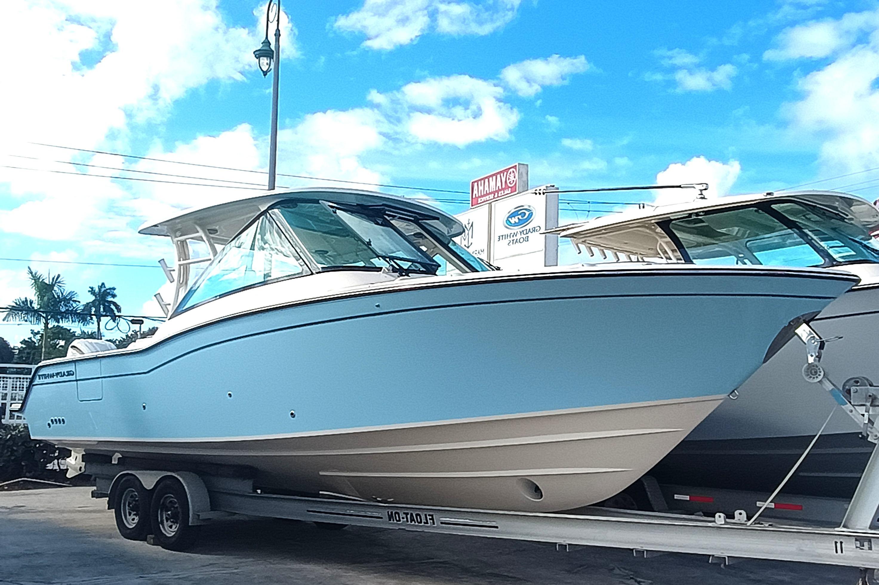 2026 Grady-White Freedom 325 - Image 1