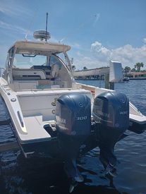 2018 32' Pursuit-325 OS Pompano Beach, FL, US