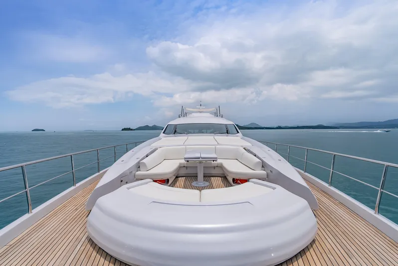 Le Caprice IV Yacht Photos Pics Luxurious 2011 Pershing 108 yacht deck with ocean view and sleek design.