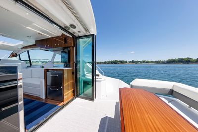 Yacht