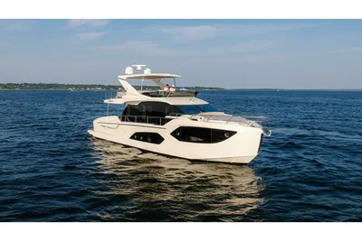 2023 Absolute 60 Fly