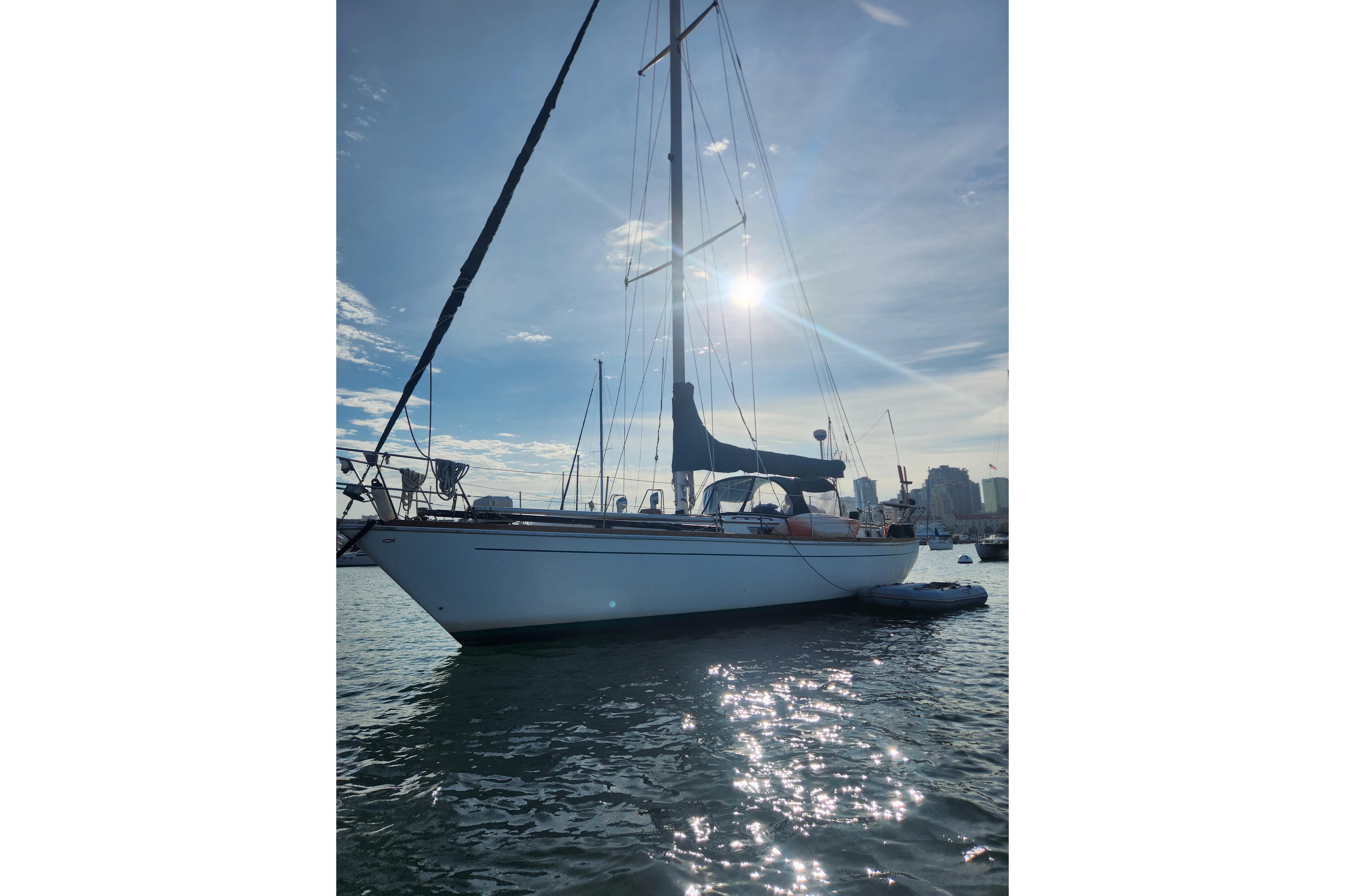 Gulfstar Center Cockpit