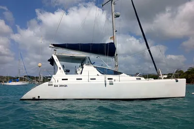 2007 Admiral 38
