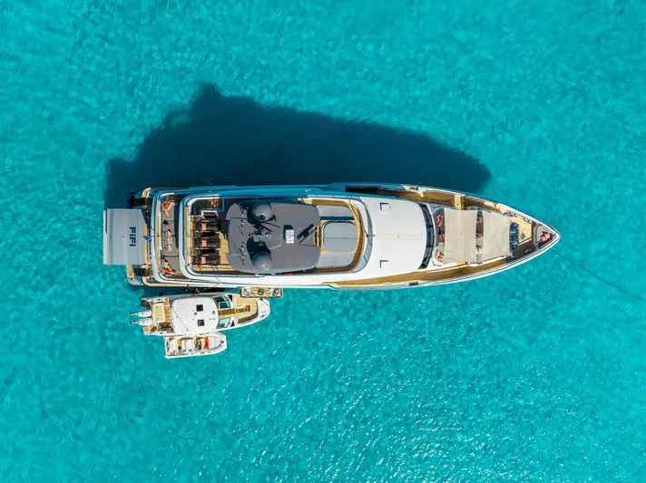 Fifi Yacht Photos Pics 