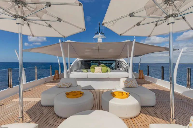 Moonstone Yacht Photos Pics 