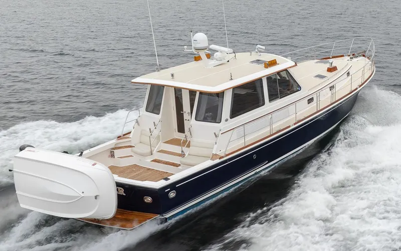 Best Ever (name Reserved) Yacht Photos Pics Starboard Stern Running Profile