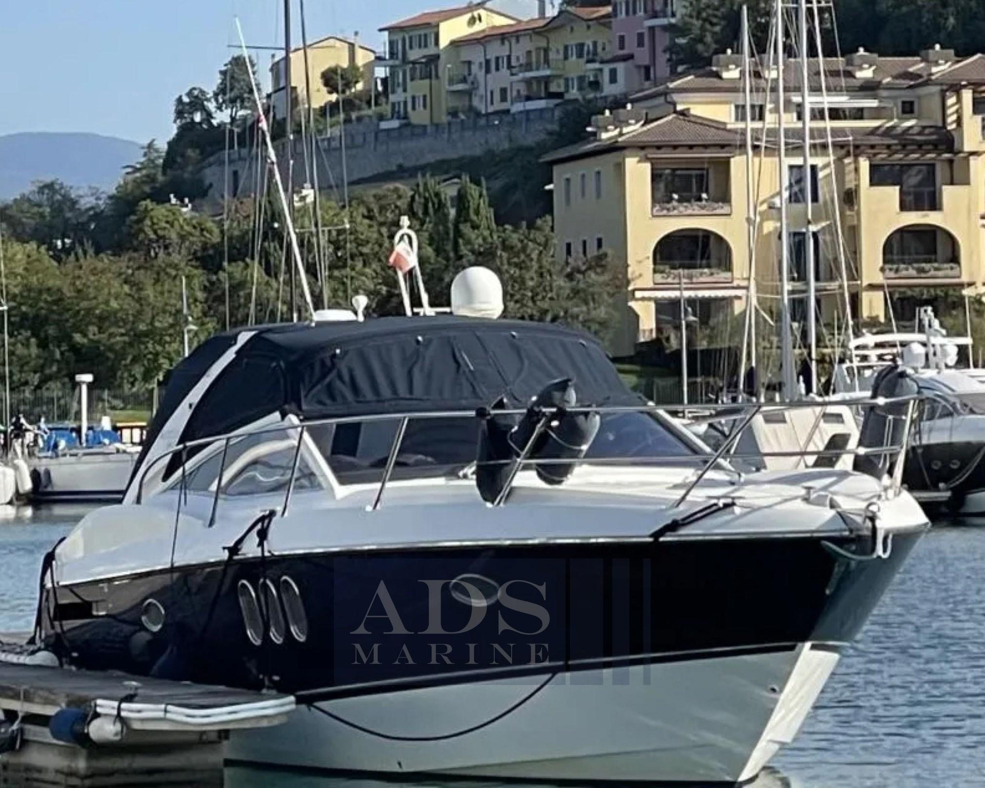 2006 Absolute 39 Express Cruiser for sale - YachtWorld