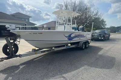 2014 Sea Hunt BX 24 BR