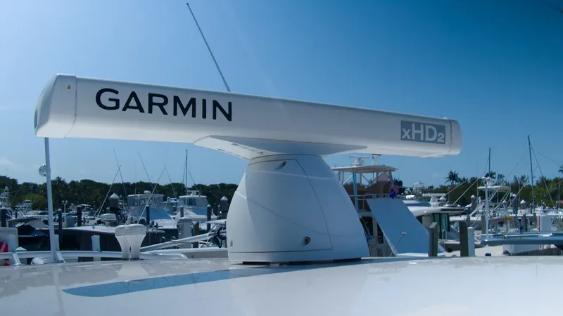 R&r Yacht Photos Pics Garmin xHD2 radar on Intrepid 400 Cuddy, 2017 model.