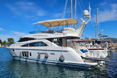 Fairline Squadron 58