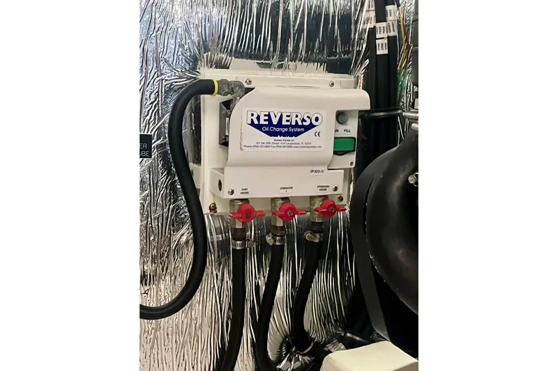 Chassan Yacht Photos Pics Reverso oil change system in 2016 Cruisers Yachts 45 Cantius engine room.