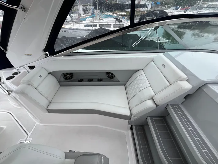 Eye Dock Yacht Photos Pics 