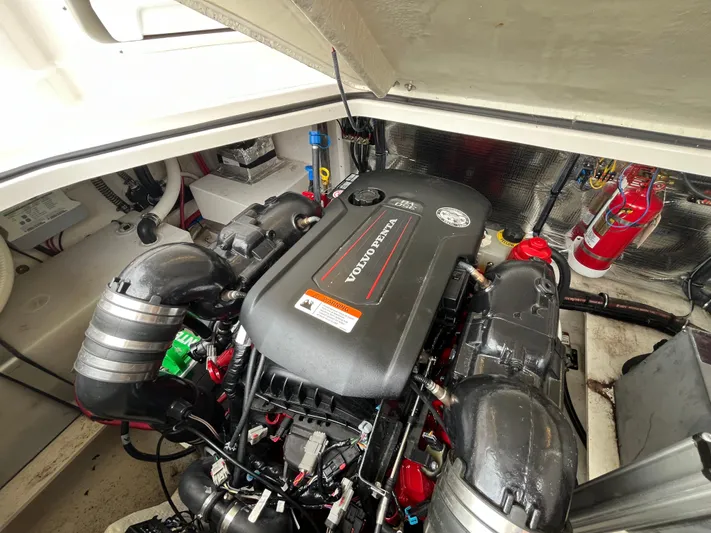 Eye Dock Yacht Photos Pics 