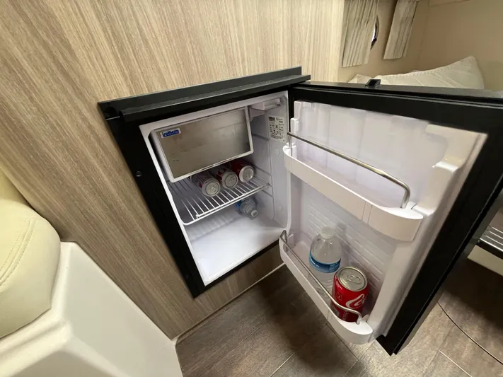 Eye Dock Yacht Photos Pics 