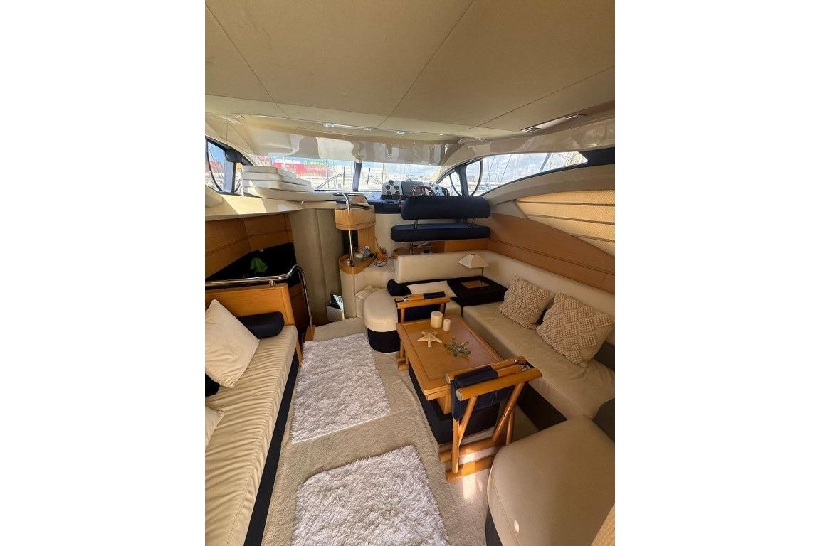 2008 Azimut 42 