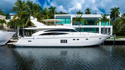 2009 70' Viking Princess-70 Sport Cruiser Fort Lauderdale, FL, US