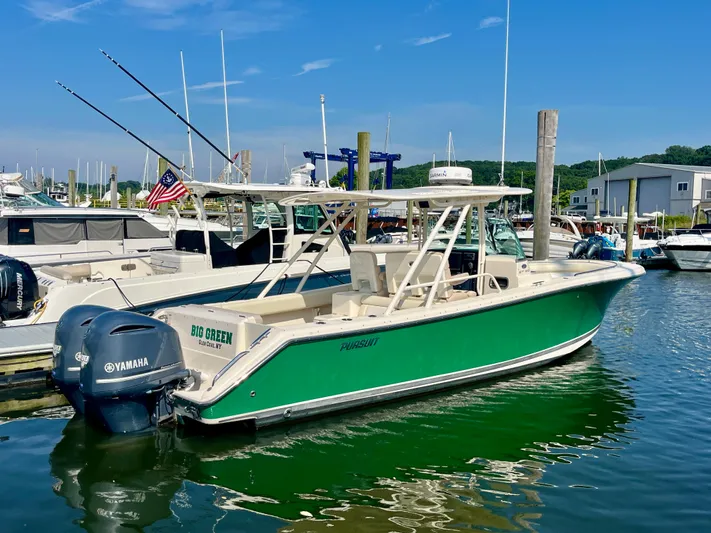 Big Green Yacht Photos Pics 