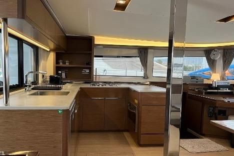 2020 Lagoon 45 