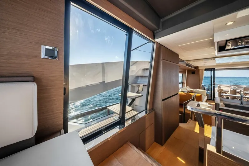 Charlotte Yacht Photos Pics 2023 Prestige X70 'Charlotte'