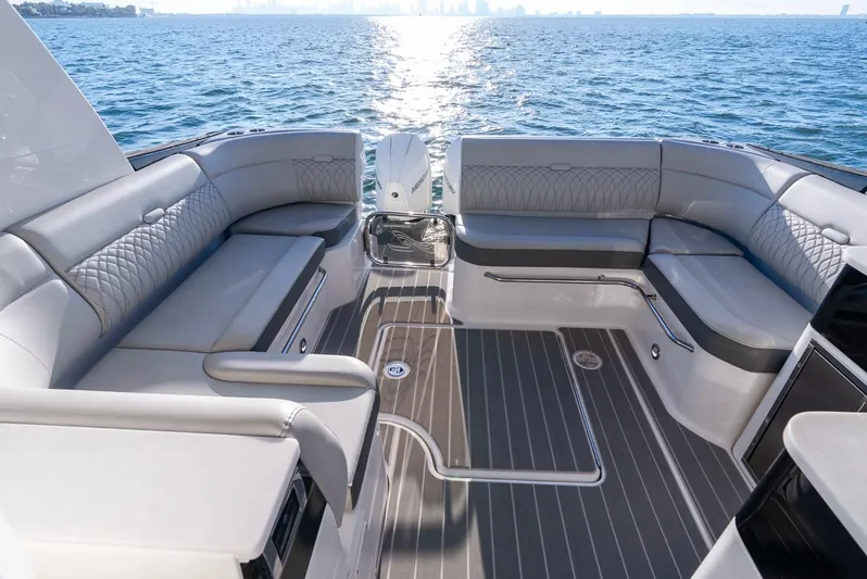 Donna Jane Yacht Photos Pics 