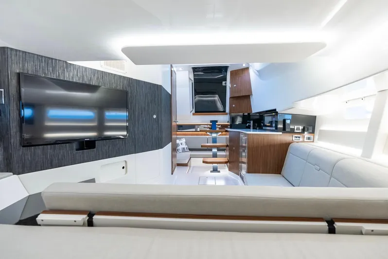 Donna Jane Yacht Photos Pics 