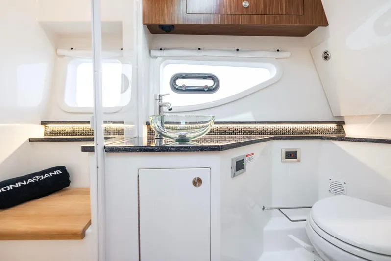 Donna Jane Yacht Photos Pics 