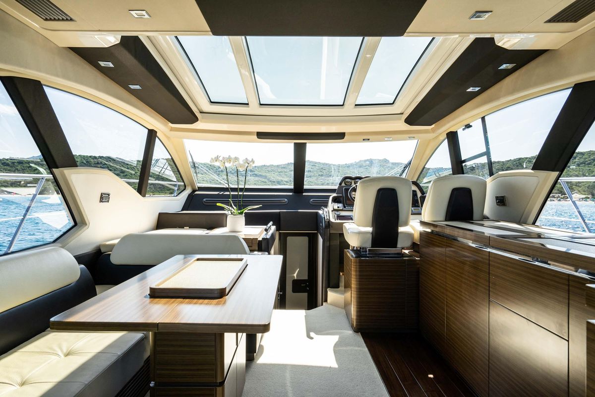 2015 Azimut 54 