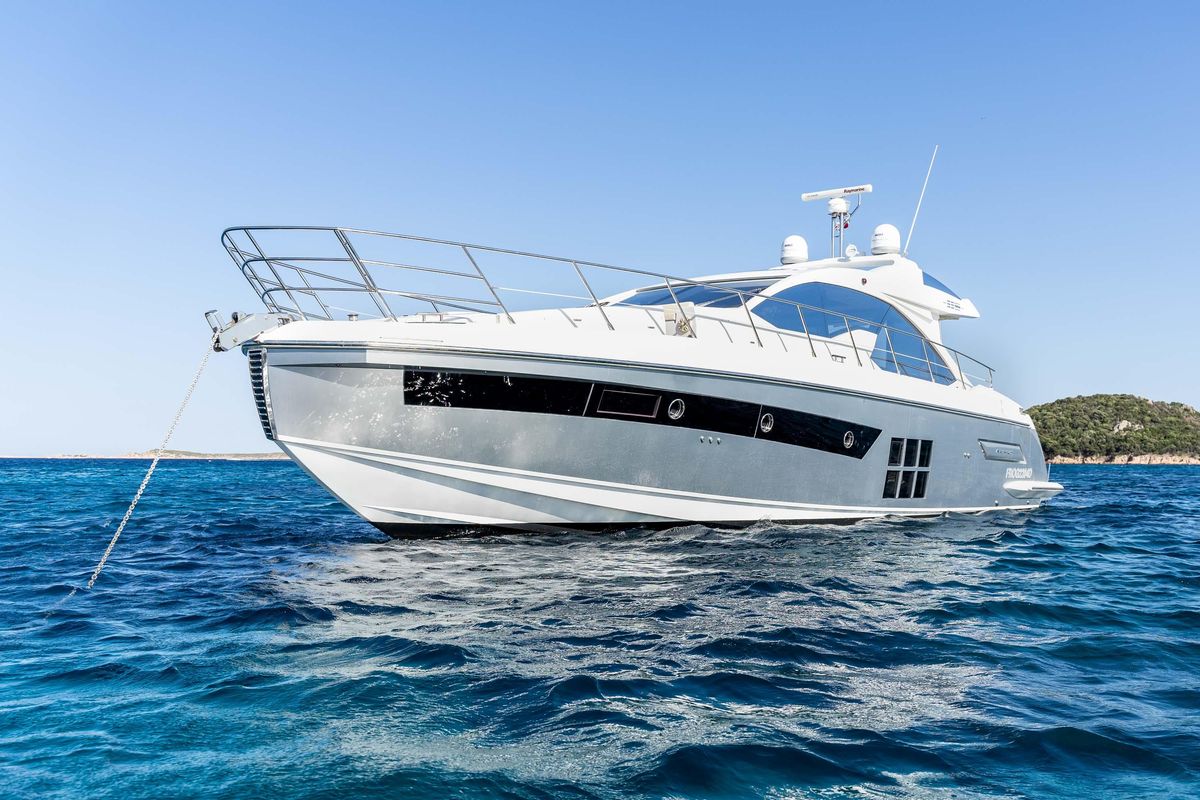 2015 Azimut 54 
