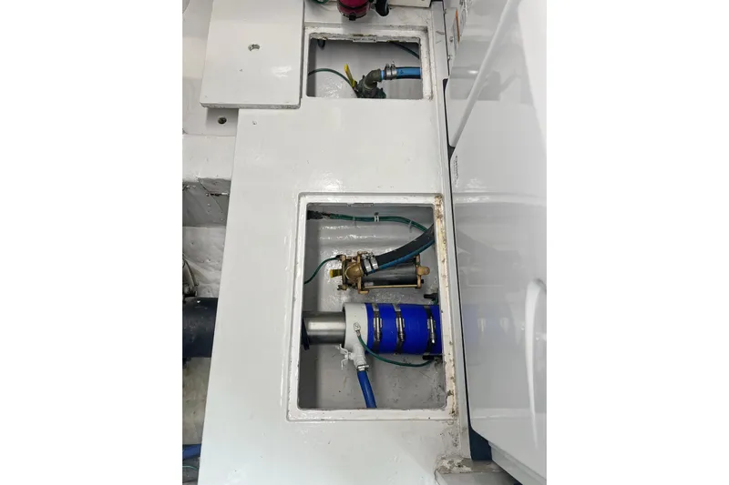 Empress Yacht Photos Pics 