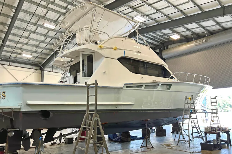 Empress Yacht Photos Pics 