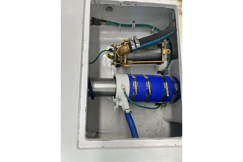 Empress Yacht Photos Pics 