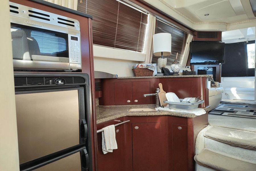 2008 Sea Ray 44 Sedan Bridge