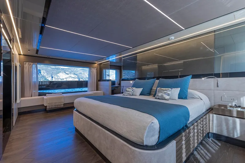 X96 Triplex Yacht Photos Pics Luxurious bedroom interior of the 2025 Extra X96 TRIPLEX yacht with modern design.