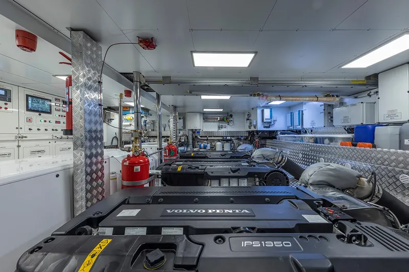 X96 Triplex Yacht Photos Pics Engine room of the 2025 Extra X96 TRIPLEX yacht with Volvo Penta IPS1350 engines.