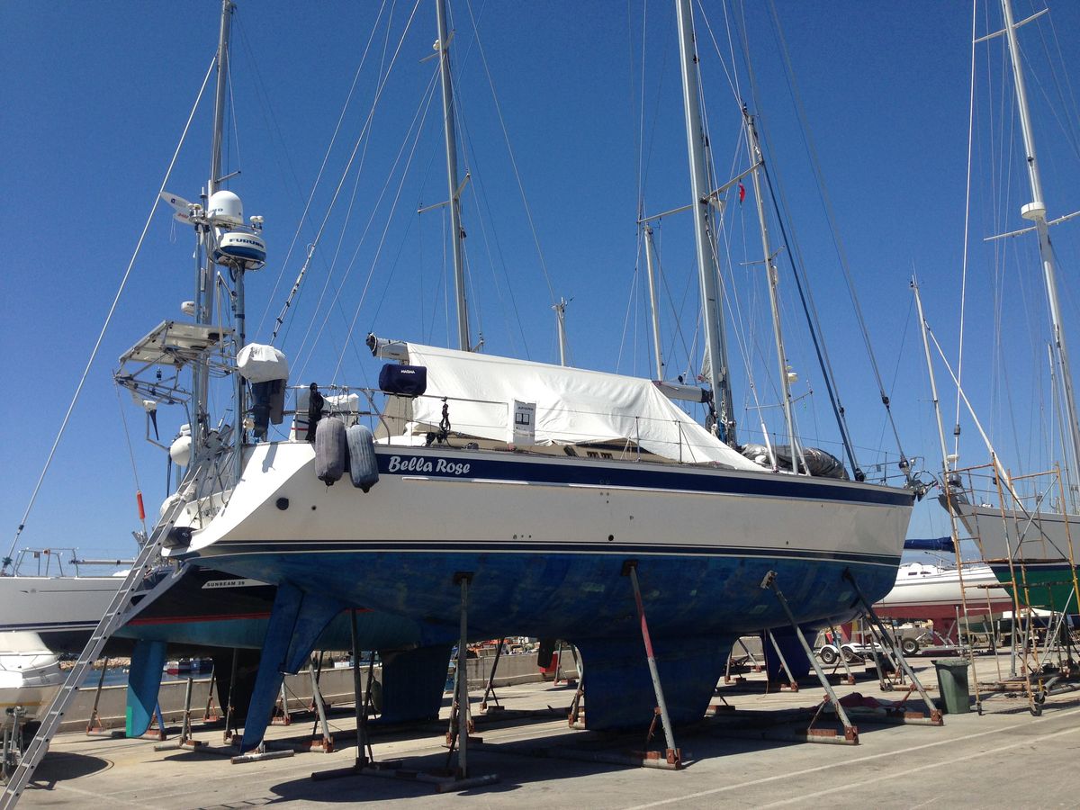 2006 Hallberg-Rassy 49 
