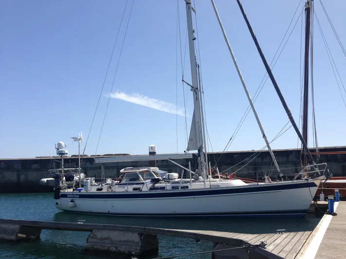 Bella Rose Yacht Photos Pics Hallberg-Rassy 48