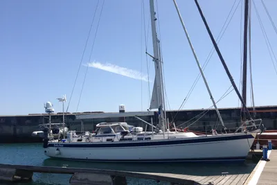 Hallberg-Rassy 48