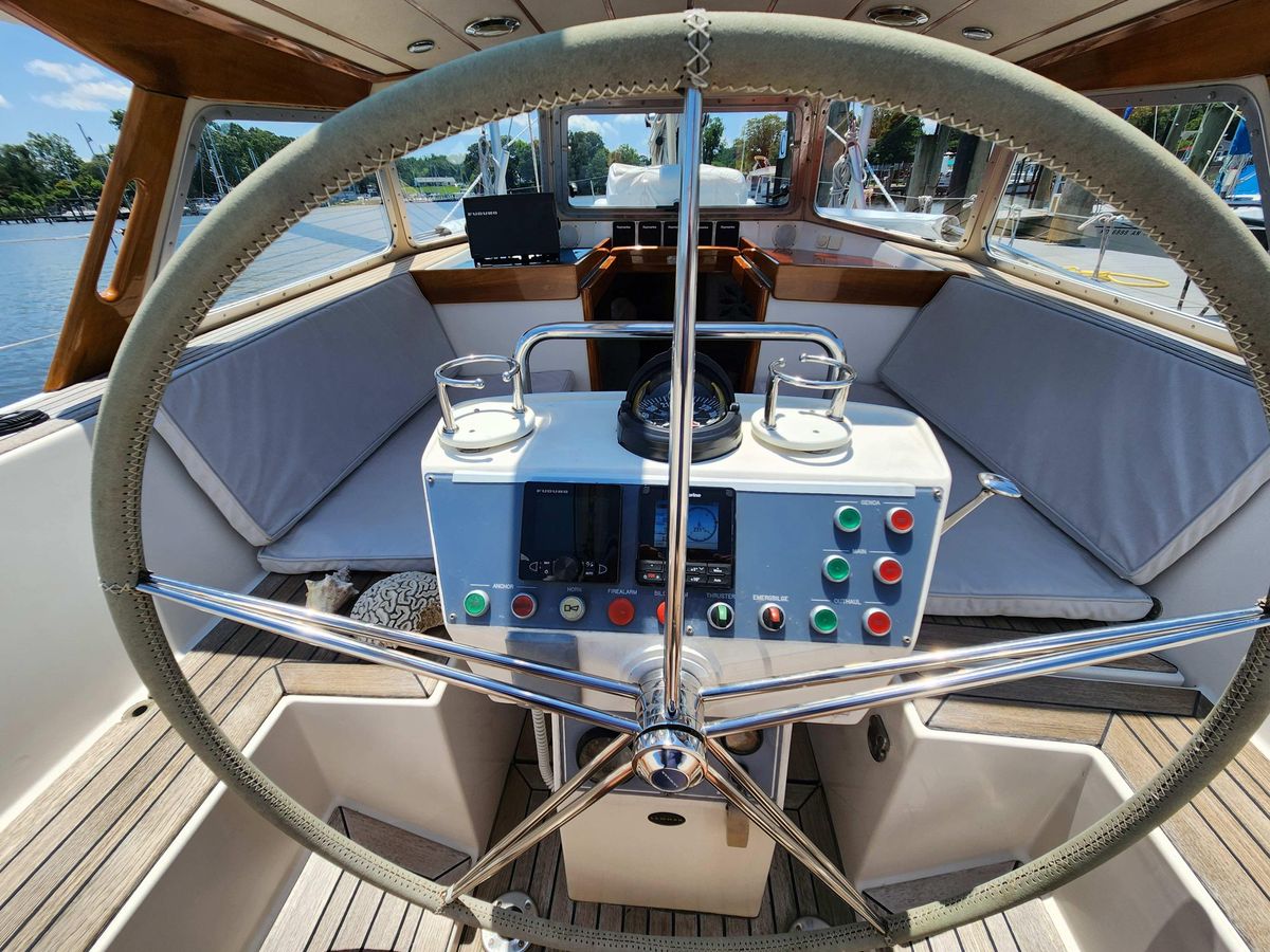 2006 Hallberg-Rassy 49 