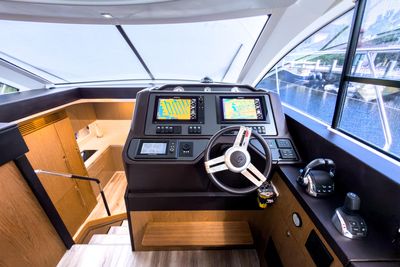 Yacht