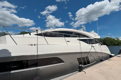 Sea Ray L590