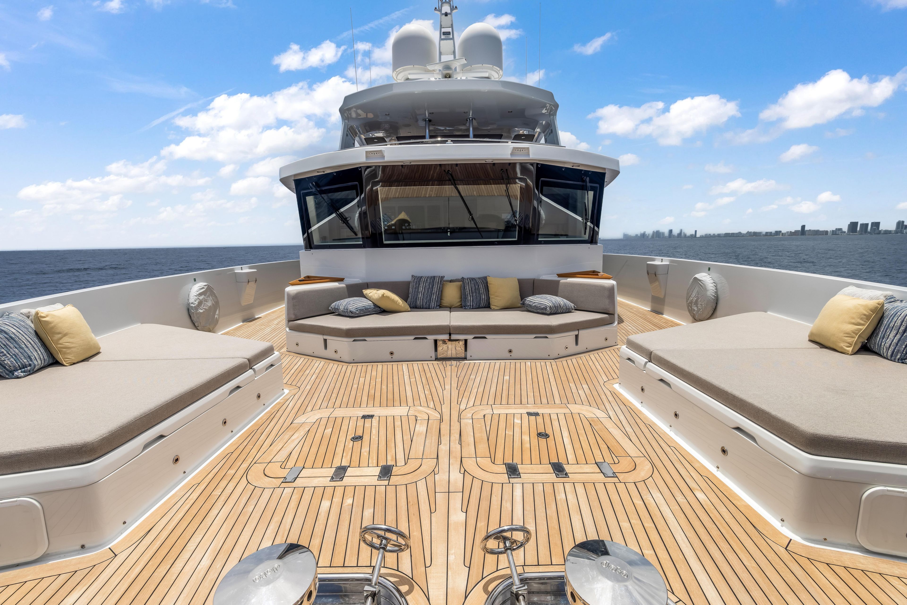 Yacht