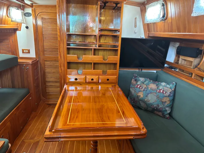 Emerald Star Yacht Photos Pics 