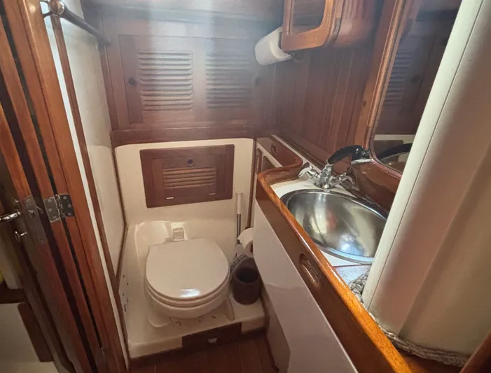 Emerald Star Yacht Photos Pics 