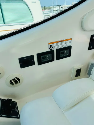 Why Knot Yacht Photos Pics Control panel of a 2007 Tiara Yachts 3900 Sovran.