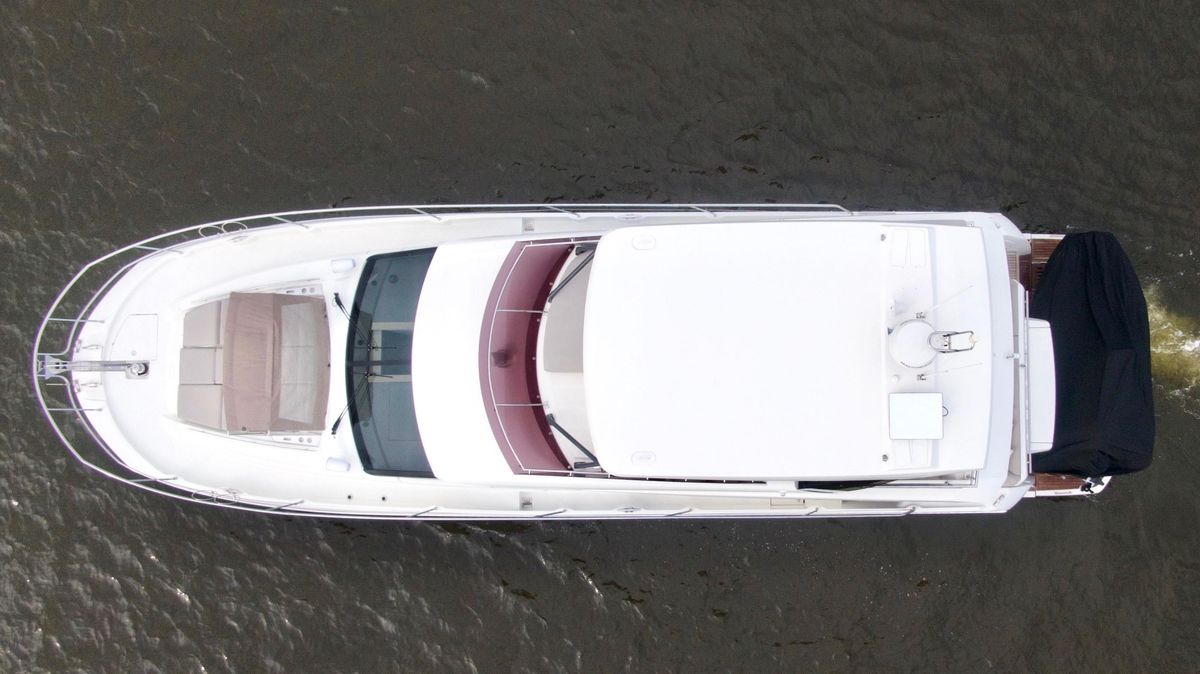 2019 Prestige 52 