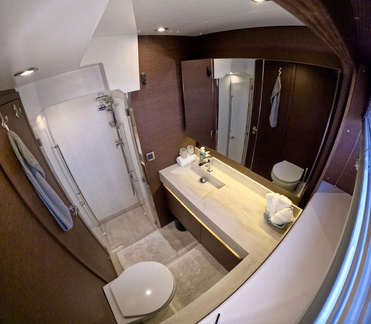 2019 Prestige 52 