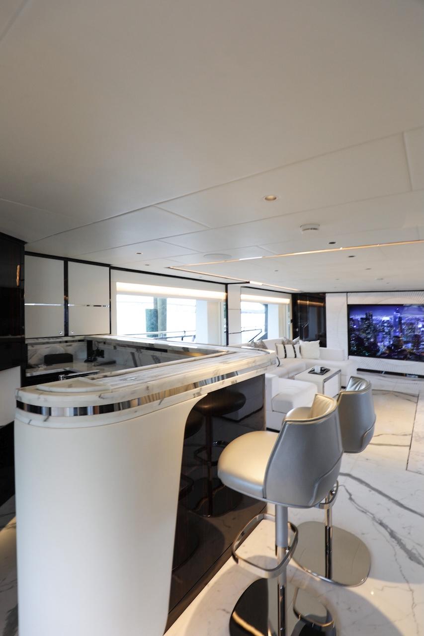 Yacht Photo 69
