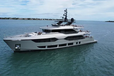 Majesty 120