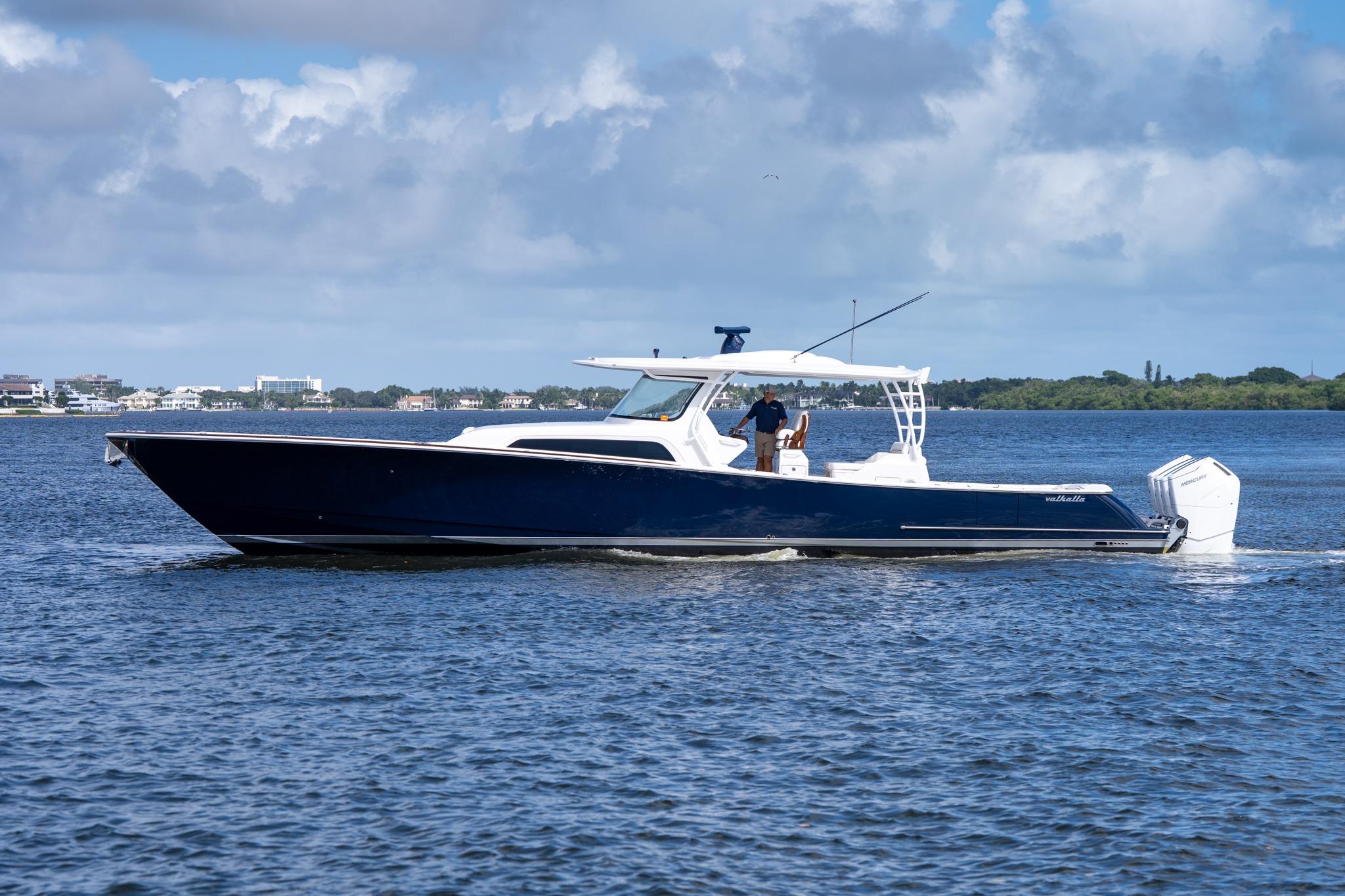 Valhalla Boatworks V-55
