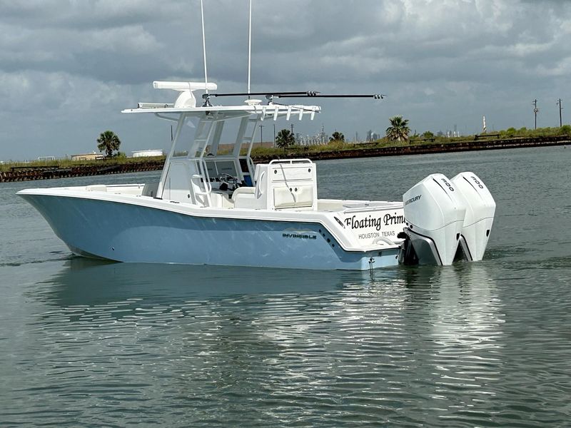 2021 Invincible 33 Open Fisherman